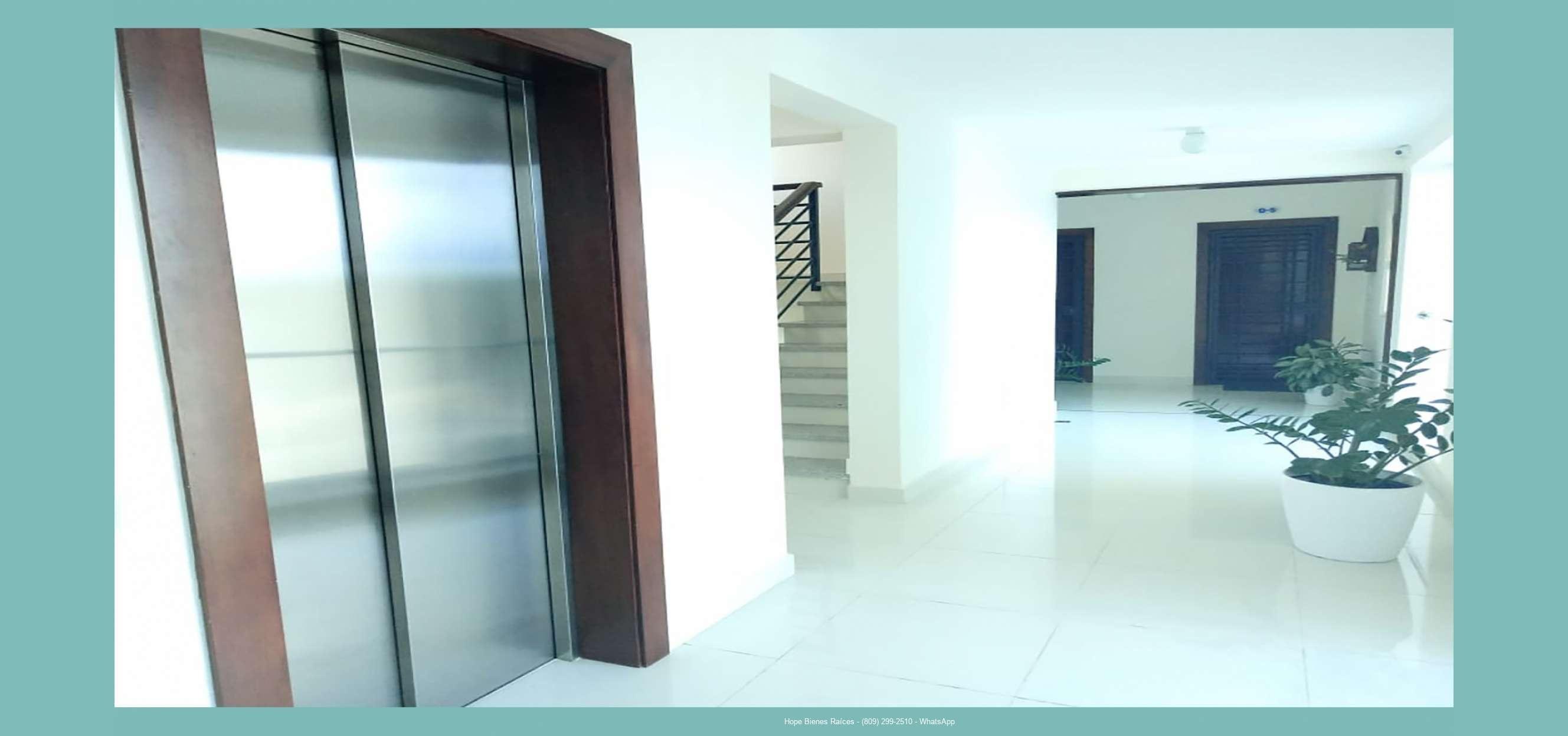 Lobby ascensor