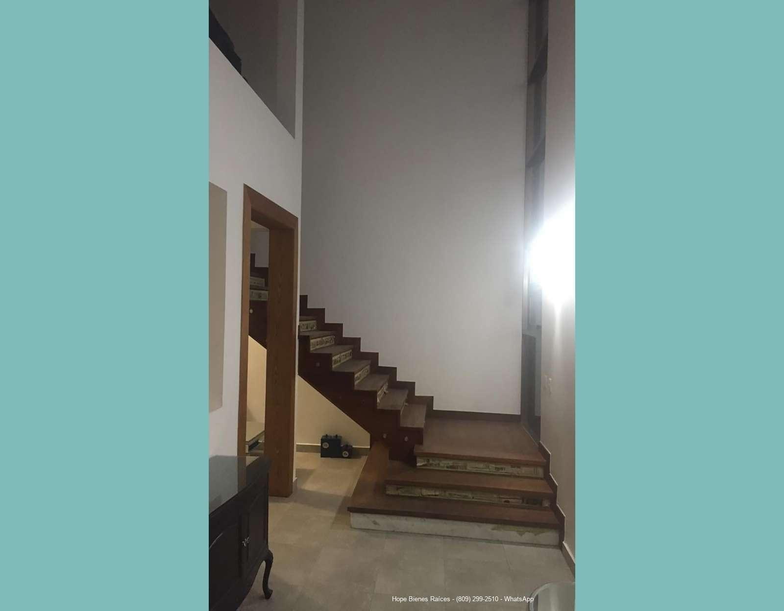 7-EScalera