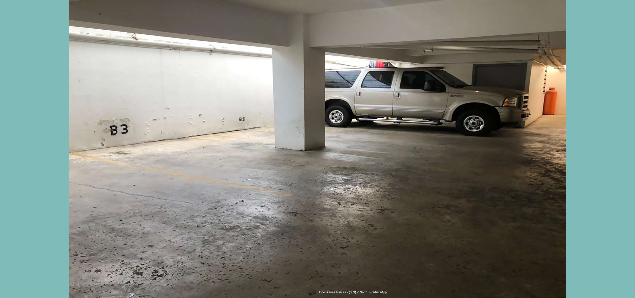 Parqueos techados