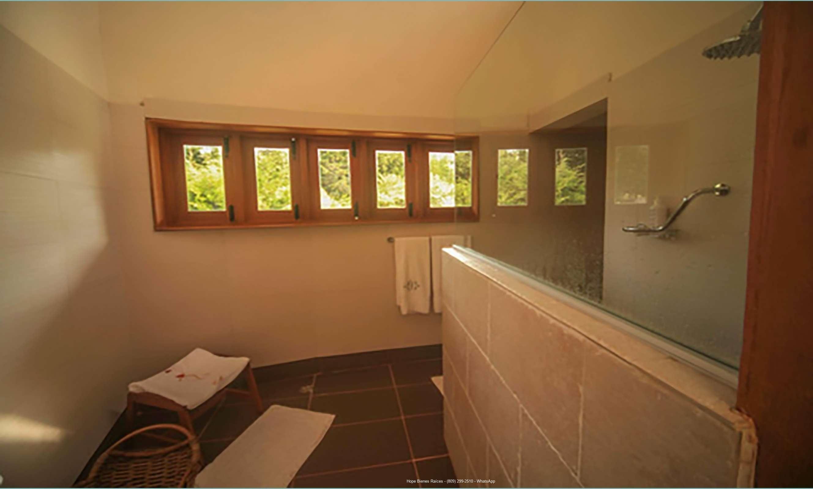 Baño principal 2