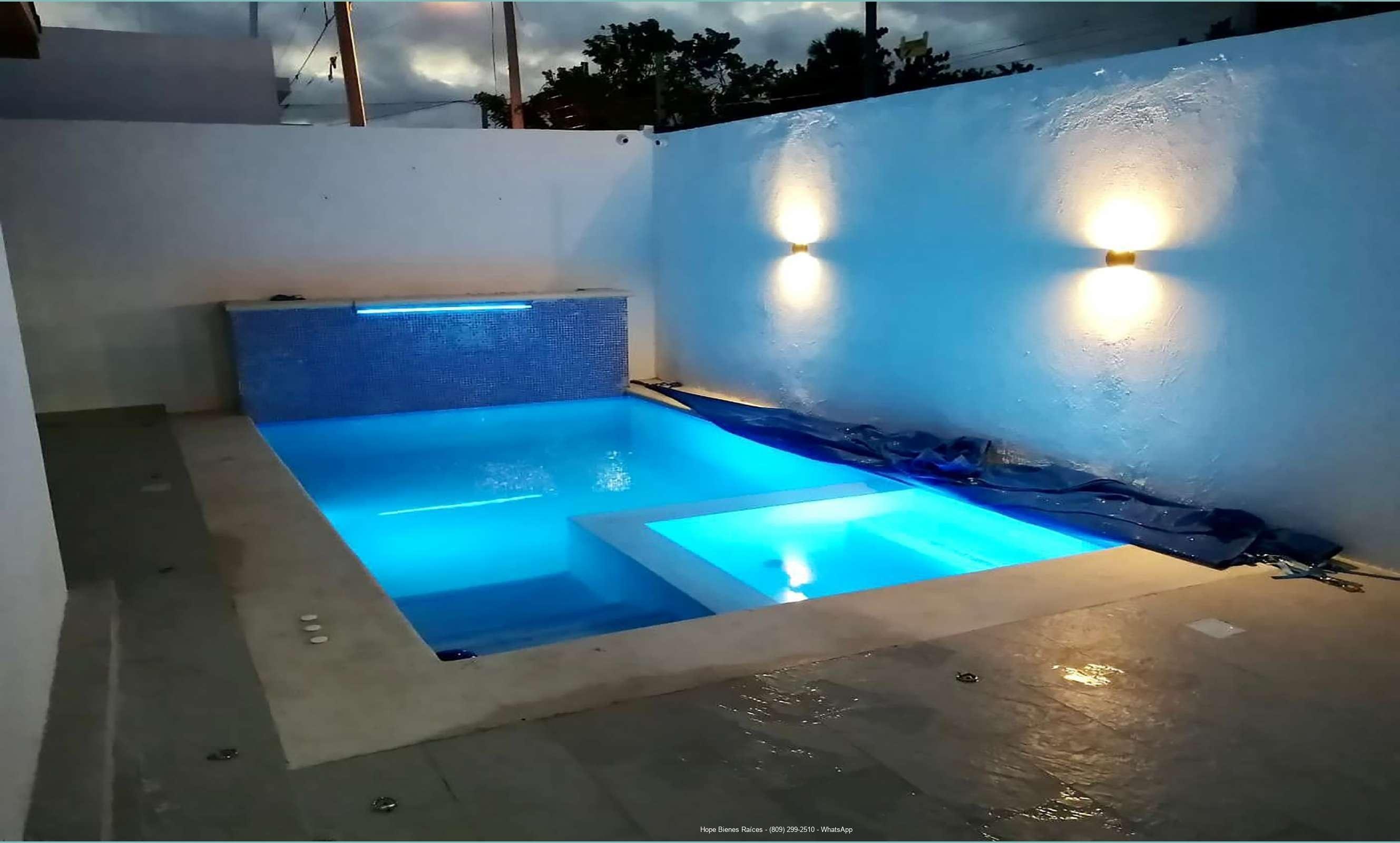 Piscina
