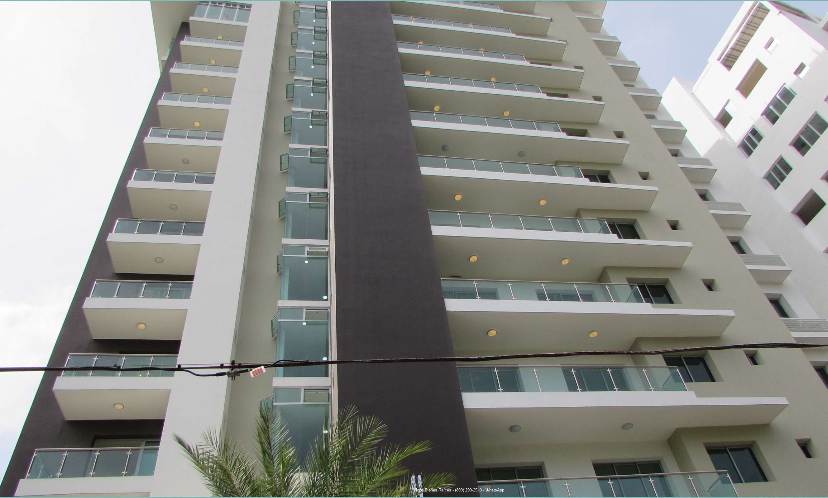 Alquilo Apartamento en Torre en La Esmeralda