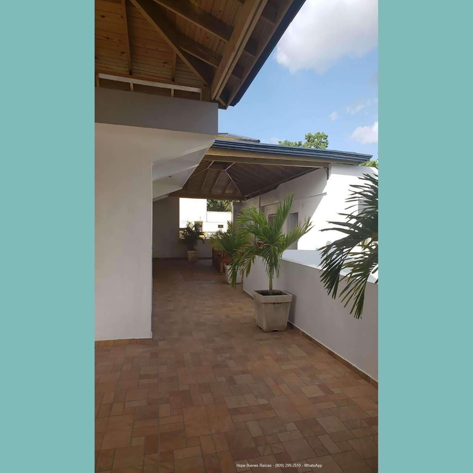 Terraza techada