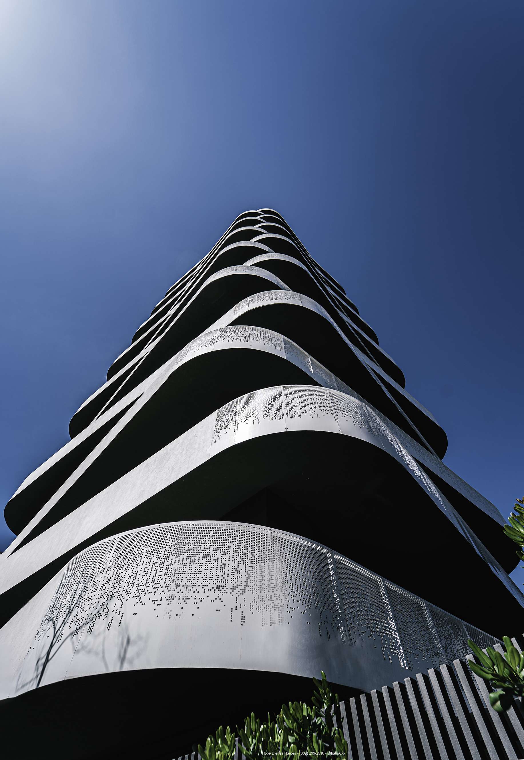 Edificio desde 1er nivel